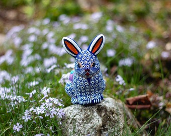 Bunny Statue | Garden Decoration | Mexican Pottery | Garden Gifts | Whimsical Decor | Unique Gift Idea