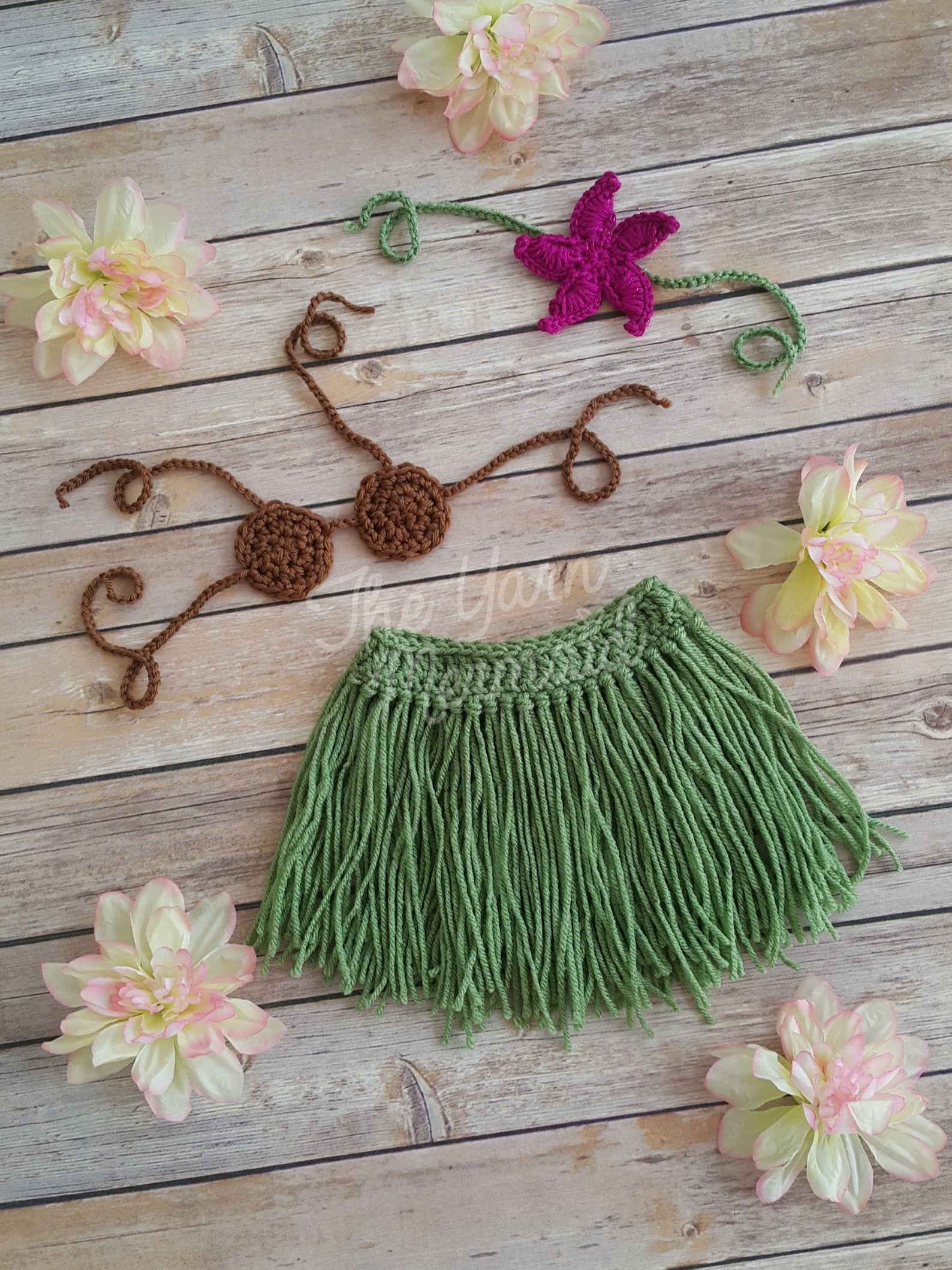 Hawaiian toys and Hawaiian gifts for kids by top Hawaii blogger Hawaii Travel with Kids: Hula Luau Birthday Outfit First Luau Birthday Tutu Outfit image 0