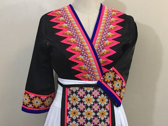 Size 36 XS Adult Hmong Traditional Outfit Shirt and