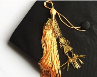 14.99 - Hmong Graduation Tassel | Gold or Silver color | about 4 inchs long