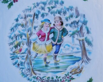 Royal Doulton Fine Bone China kerst 1977 versierde plaat. Gouden rand. Originele doos. Nieuwstaat.