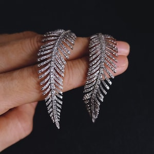 Superb Feather Diamond Chandelier Earrings 18k