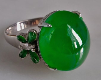 High Quality Imperial Green Jadeite Jade Ring 18k