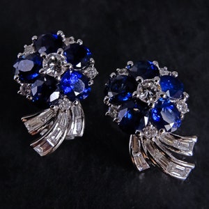 Superb Royal Blue Sapphire Flower Earrings 18k