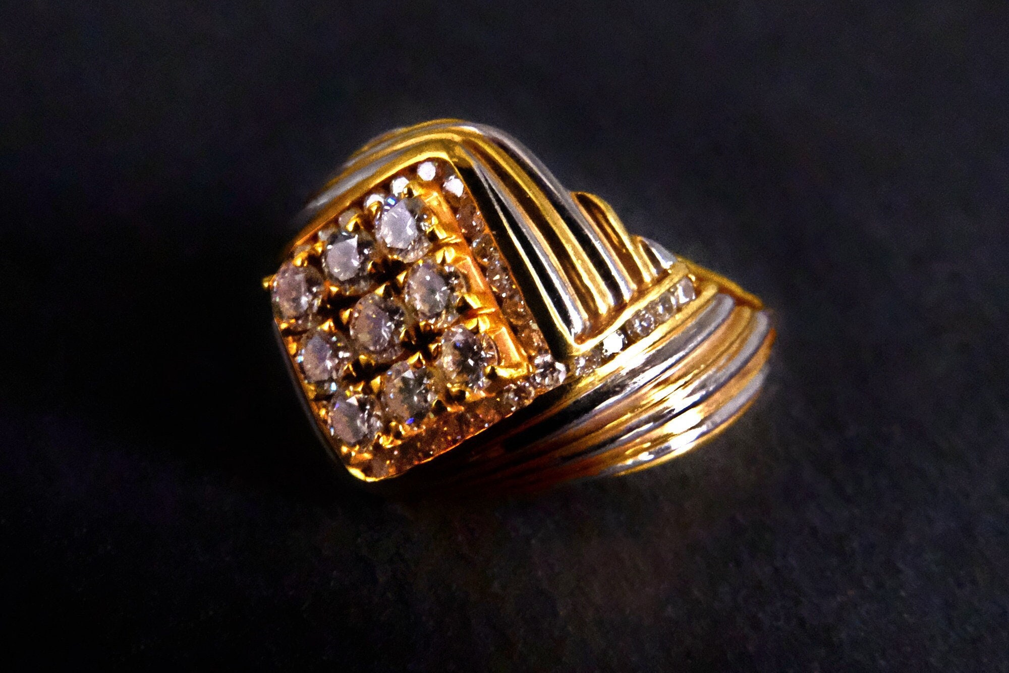 Mob pinky sale ring