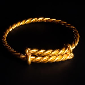 Heavy 24k 19th Century Chinese Gold Twist Bangle Antique