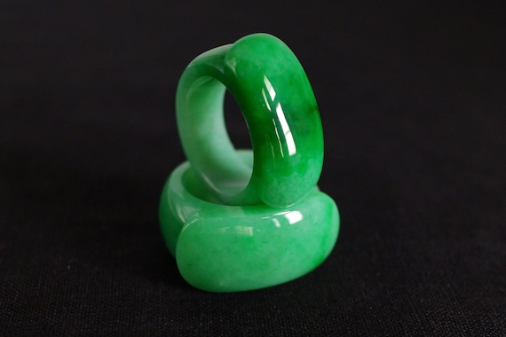Green Jadeite Jade Saddle Ring Type A