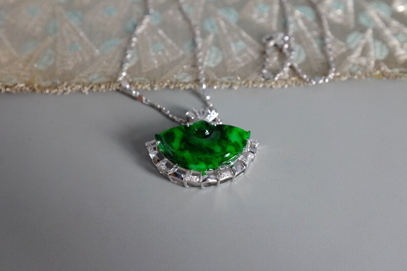 18k Carved Jade Fan Pendant Necklace Etsy