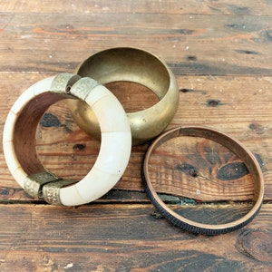 Vintage Set of 3 Brass Bangle Bracelets/Brass Bangles/Brass Jewelry/Large Brass Bracelets/Boho Bracelets