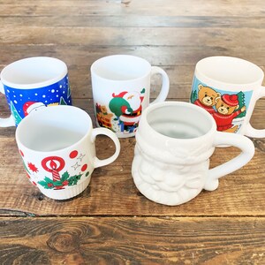 Vintage Mismatched Collection of 5 Christmas Themed Coffee Mugs Mismatched Christmas Hot Cocoa Mugs Ceramic Cups
