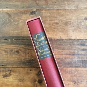 Vintage Collectors Book The Scarlet Letter by Nathaniel Hawthorne 1946 Heritage Club Sandglass Edition