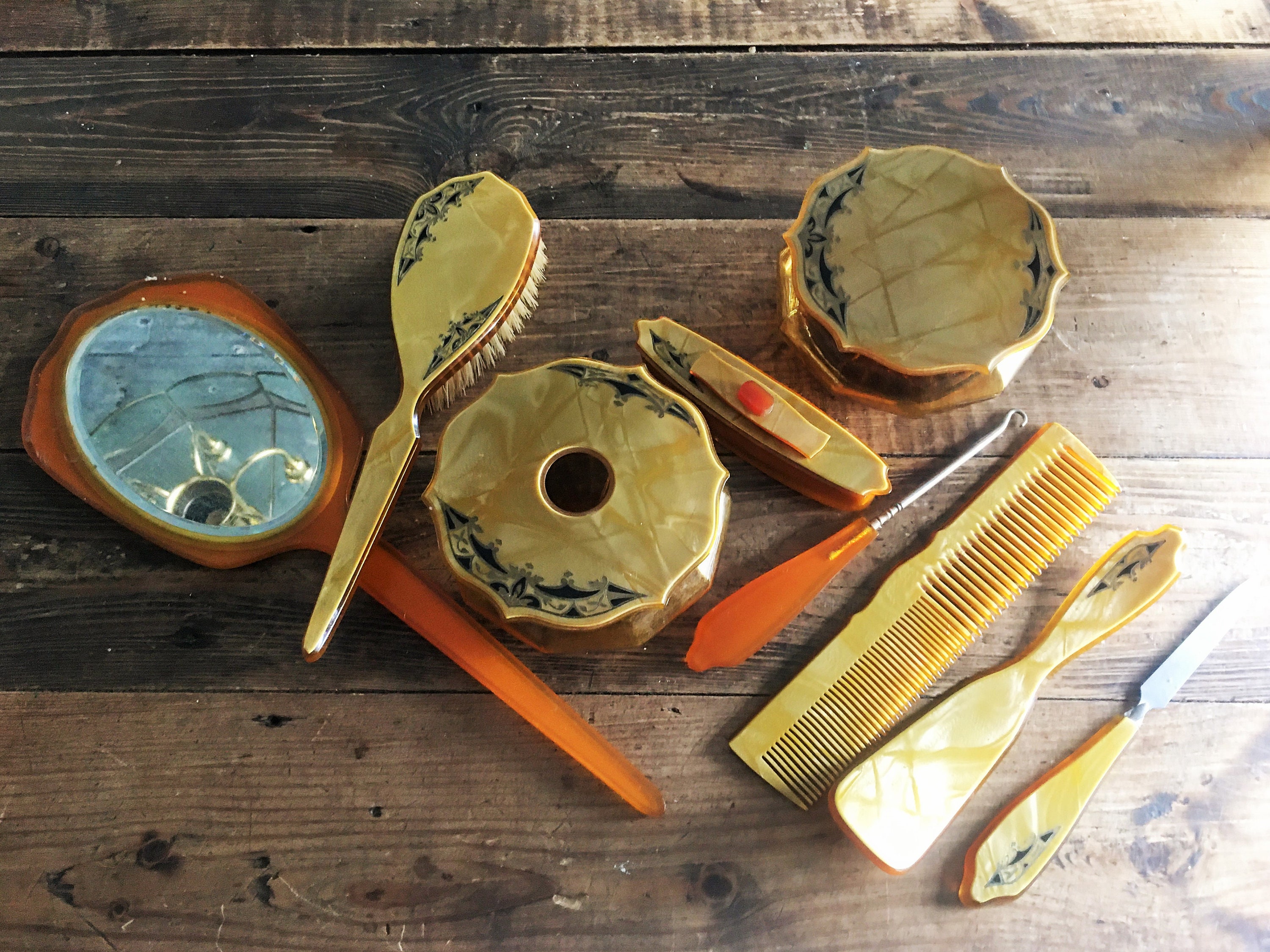 Vintage Yellow Marble Bakelite Art Deco Celluloid 9 PC Vanity Set w/Leather Case Vintage Yellow Marble Bakelite Art Deco | Mercari main image 2