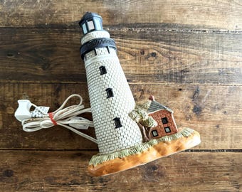Lámpara decorativa Geo Lefton St. Simons Lighthouse 1872 Mini de 11,5 pulgadas, 1993