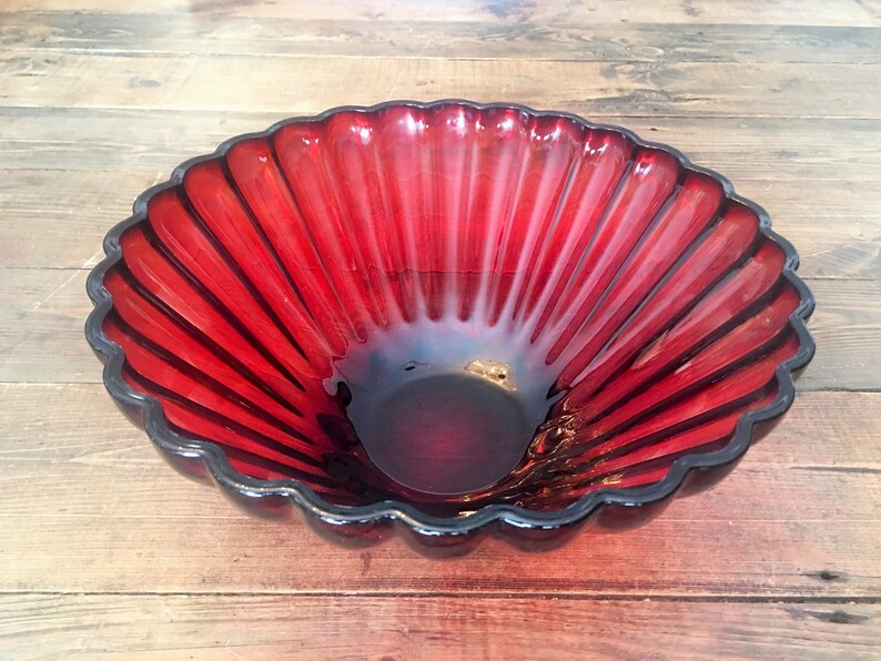 Vintage Anchor Hocking Large Red Glass Rachael Patterned Bowl Collectible Ruby Centerpiece