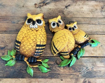 Clásicos adornos de pared de plástico con temática de búho vintage. Decoración de búhos. Par de búhos de plástico para pared. Regalo para amantes de los búhos.
