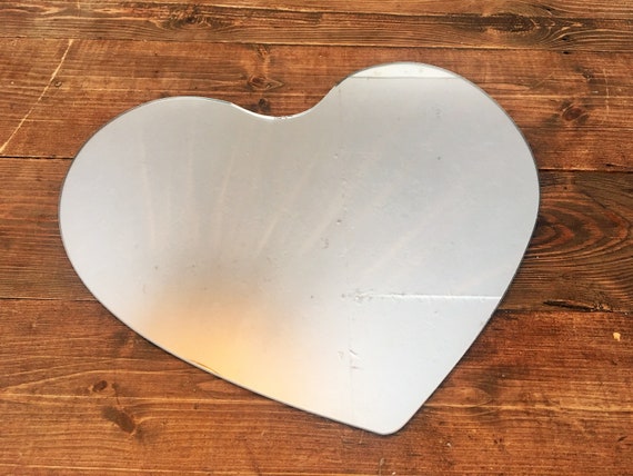 Vintage Vanity Heart Shaped Mirror Tray Vintage Vanity Heart Shaped Mirror Tray
