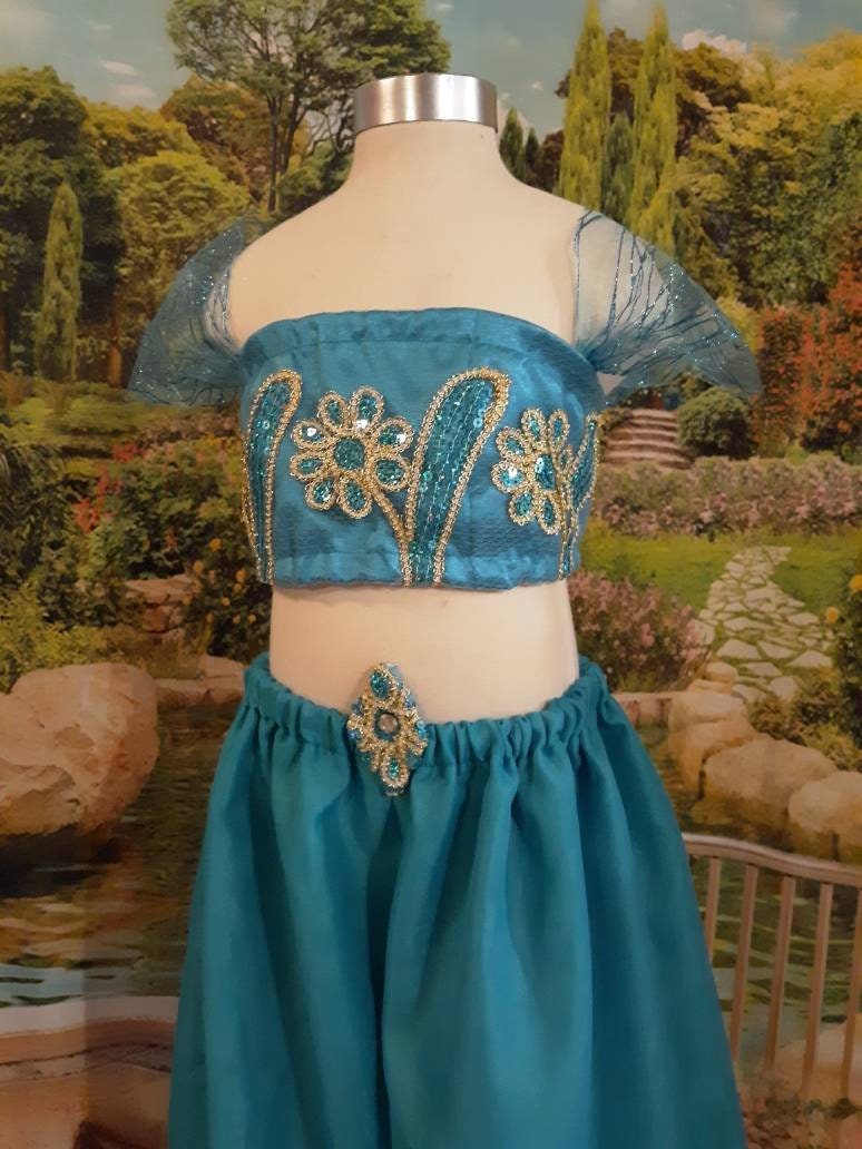 Save Big on Bulk I Dream Jeannie Costume I Dream Of Jeannie Costume Red Two  Piece Outfit For Belly Dance, Halloween Party, Or Cosplay | Best Deals on  ..., image size:774x1032