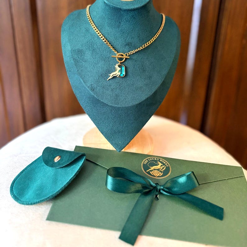Emerald Green Crystal & Bokke Antelope Toggle Necklace | 18-Inch Gold-Coloured Curb Chain | South African-Inspired Gift image 2