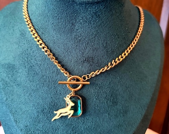 Emerald Green Crystal & Bokke Antelope Toggle Necklace | 18-Inch Gold-Coloured Curb Chain | South African-Inspired Gift