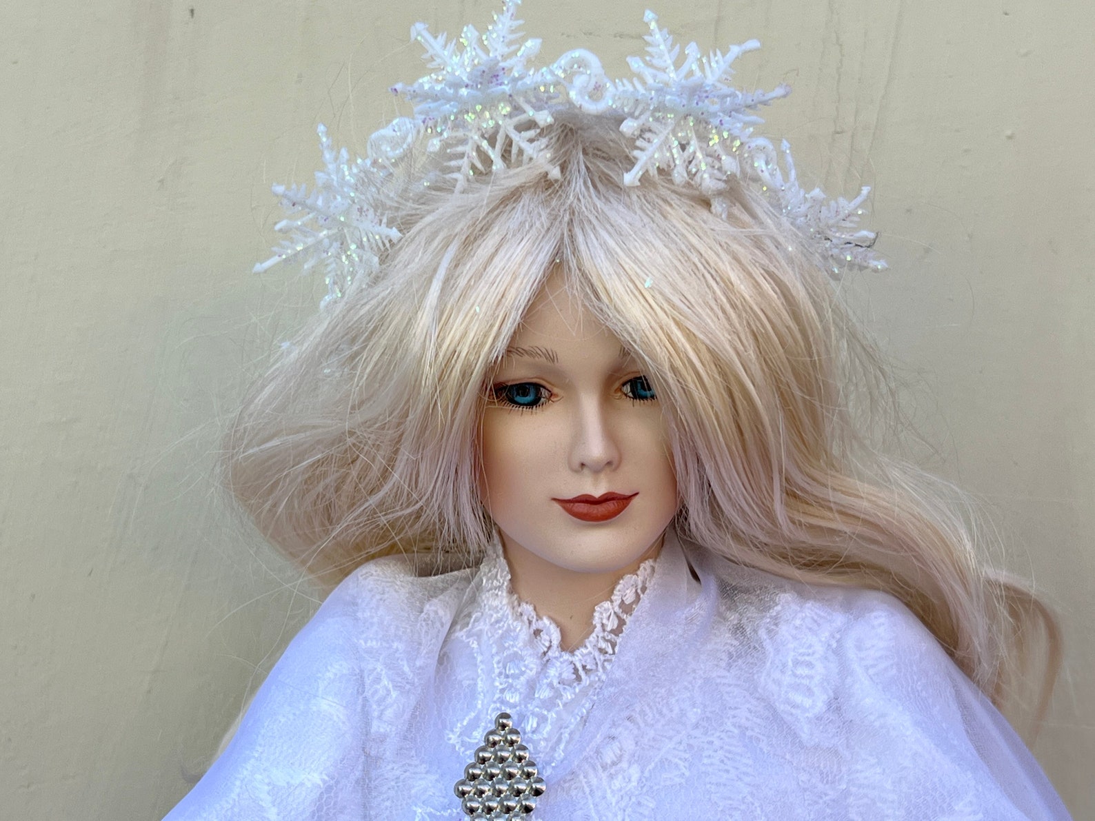 House of Lloyd Collections1994the Snow Queenvintage Etsy