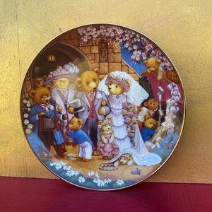Teddy Bear Wedding Porcelain Plate Franklin Mint Heirloom,Carol Lawson,Decorative Plate,Collectible Plate,Collector Plate,Teddy Bear Plate