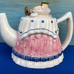 Cardinal Inc Teapot,Picnic Teapot,1995,Decorative Teapot,Vintage Tatble Teapot,Unique Teapot,White Teapot,Pink Teapot,Cute Teapot
