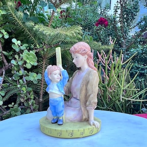 San Francisco Music Box Co. Mother & Child Figurine: Plays &#39;You are My Sunshine&#39;