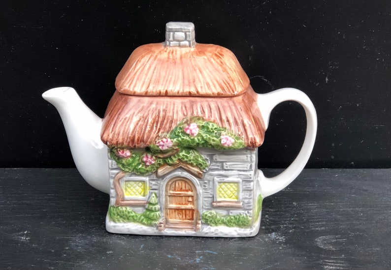 Vintage Ceramic Teapot,House Teapot,Cottage Teapot,Decorative Teapot,Rare Teapot,Garden Teapot,Collectible Teapot,Brown Teapot,Collectors