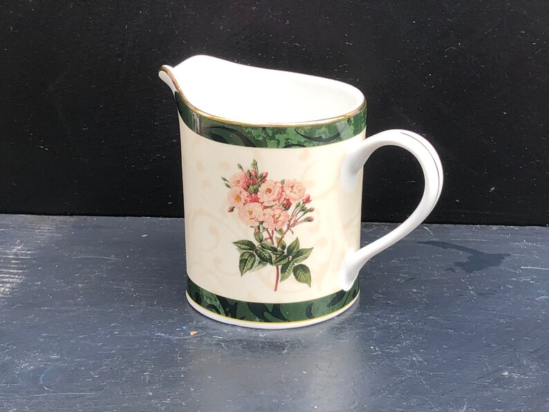Vintage Hallmark Collection By Sakura Juliana 1999,Floral Creamer,Green Creamer,Porcelain Creamer,Vintage Dish,Hallmark Creamer,