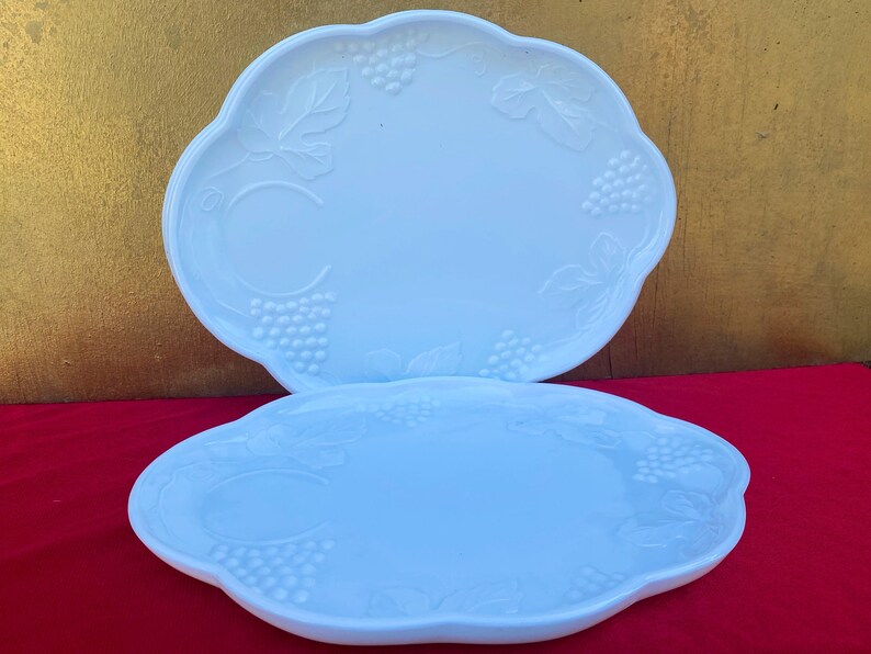 Vintage Milk Glass Snack Plates & Cupsset of 8 Itemsharvest Etsy
