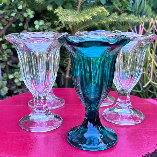 Vintage Libbey Glass Sundae Cups,Set of 5 Sundae Cups,Ice Cream Sundae Dish,Parfait Glass Cup,Mismatched Sundae Cups,Glassware