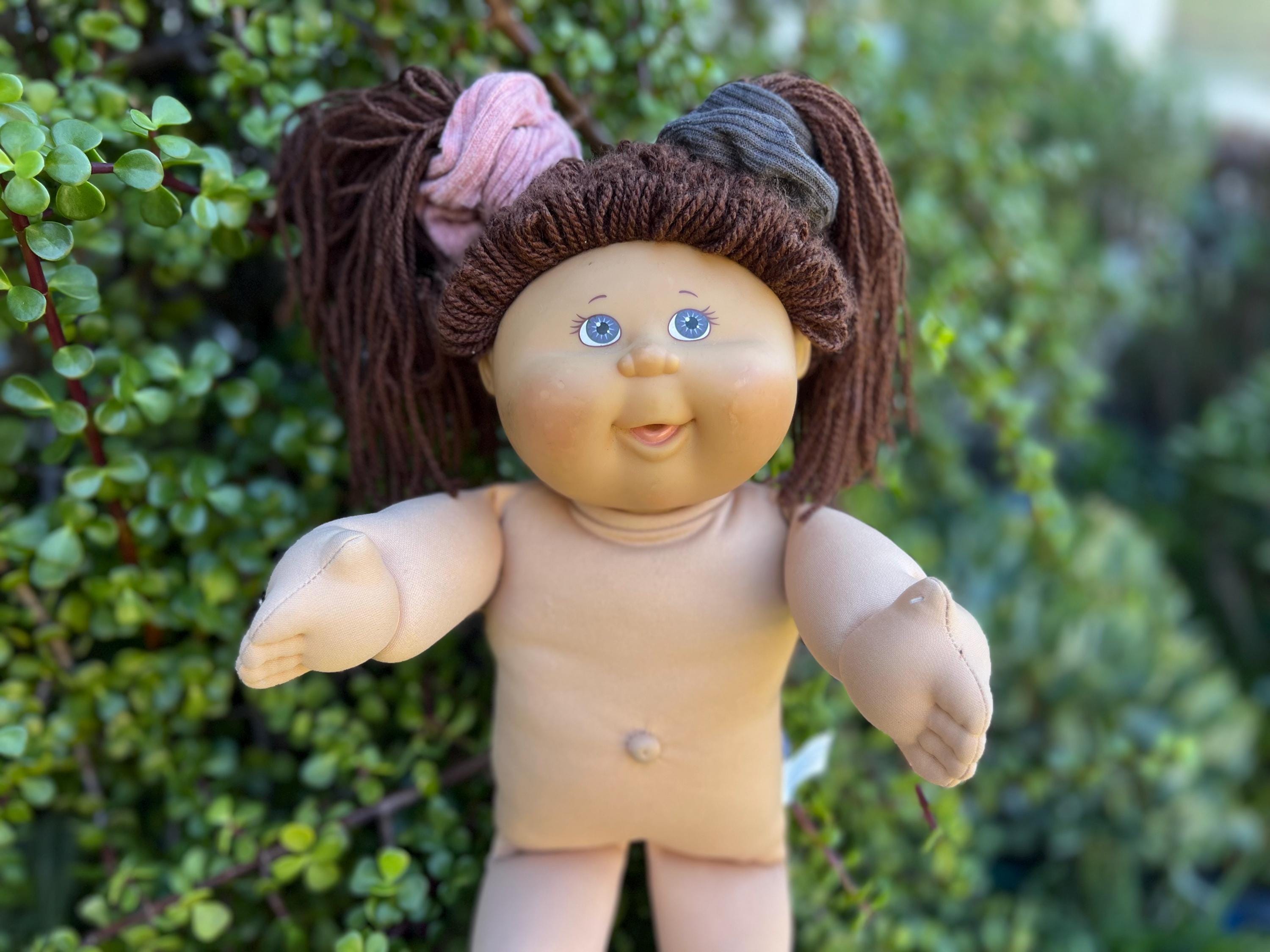 Cabbage Patch Xavier Roberts Doll: 17