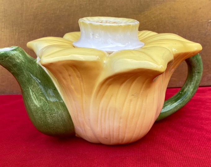 Vintage Papel Teapot,flower Teapot,hand Painted,mini Teapot,decorative