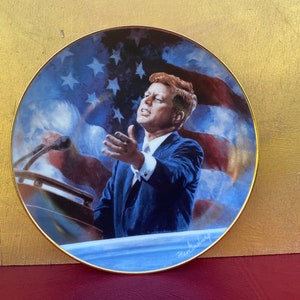A Tribute to John F. kennedy Limited Edtion Plate Franklin Mint Heirloom,Max Ginsburg,Decorative Plate,Collectible Plate,Collectors Plate
