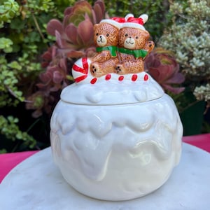 Snowball With Teddy Bear Cookie Jar,Round Cookie Jar,Candy Cookie Jar,Holiday Cookie Jar,White Red Cookie Jar,Decorative Cookie Jar