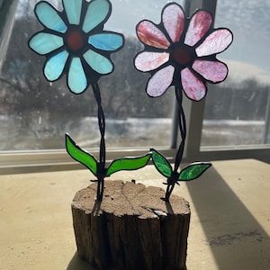 Stained Glass Daisy Flowers Mounted in Wood Window Sill Sun Catcher #99