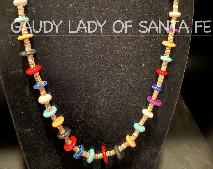 Colored Stone Necklace in Pinshell