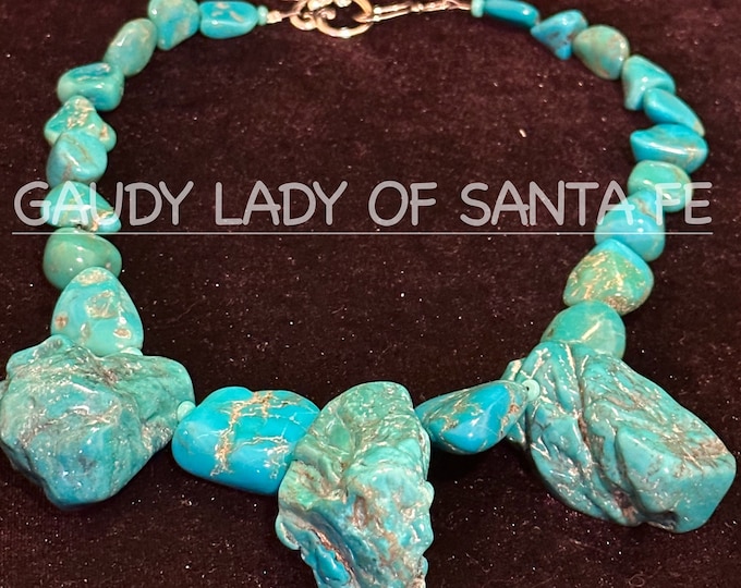 Chunky Gaudy Turquoise Carved Pendants Necklace