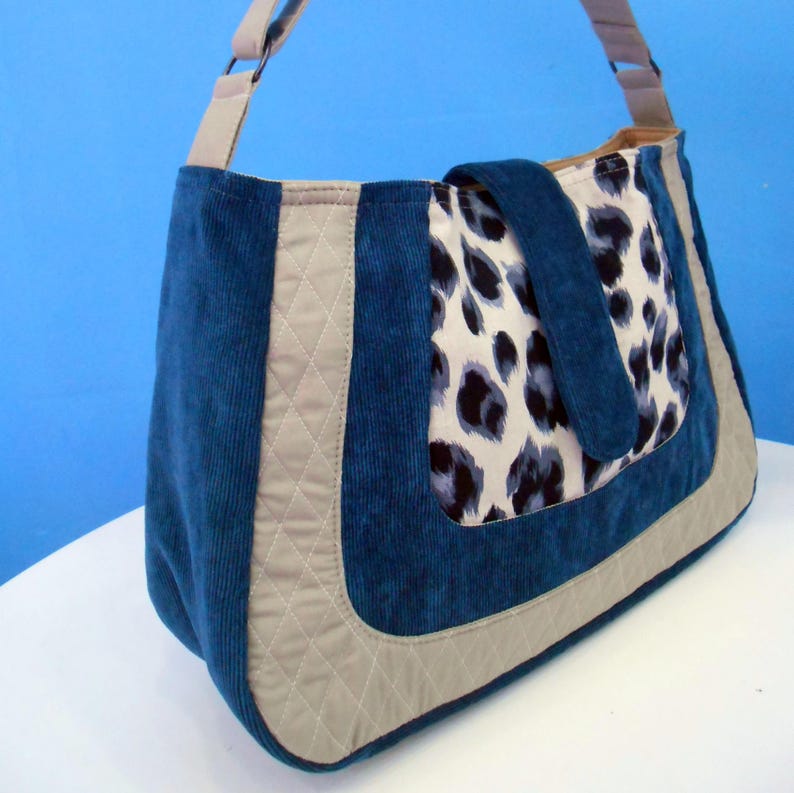 Handbag/Purse PDF Sewing Pattern Momo Mod Bag Instant Download Medium Size, Adjustable Strap, Internal Pockets & Zipper, Tab Closure image 8