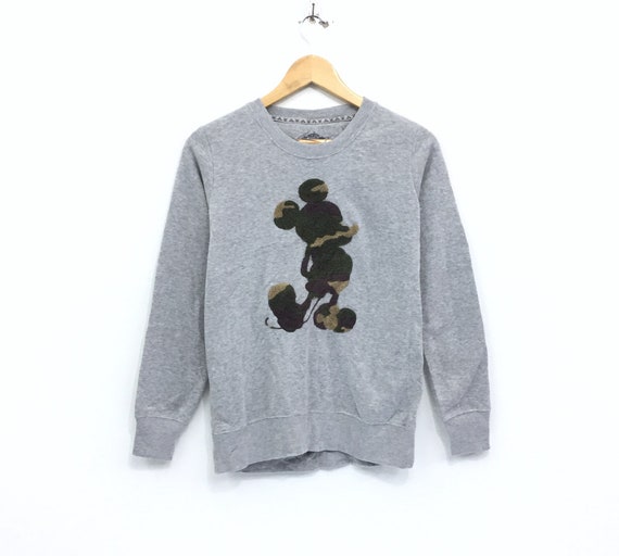 sweater mickey