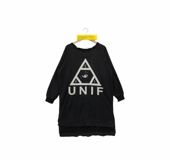 pyramid sweatshirt