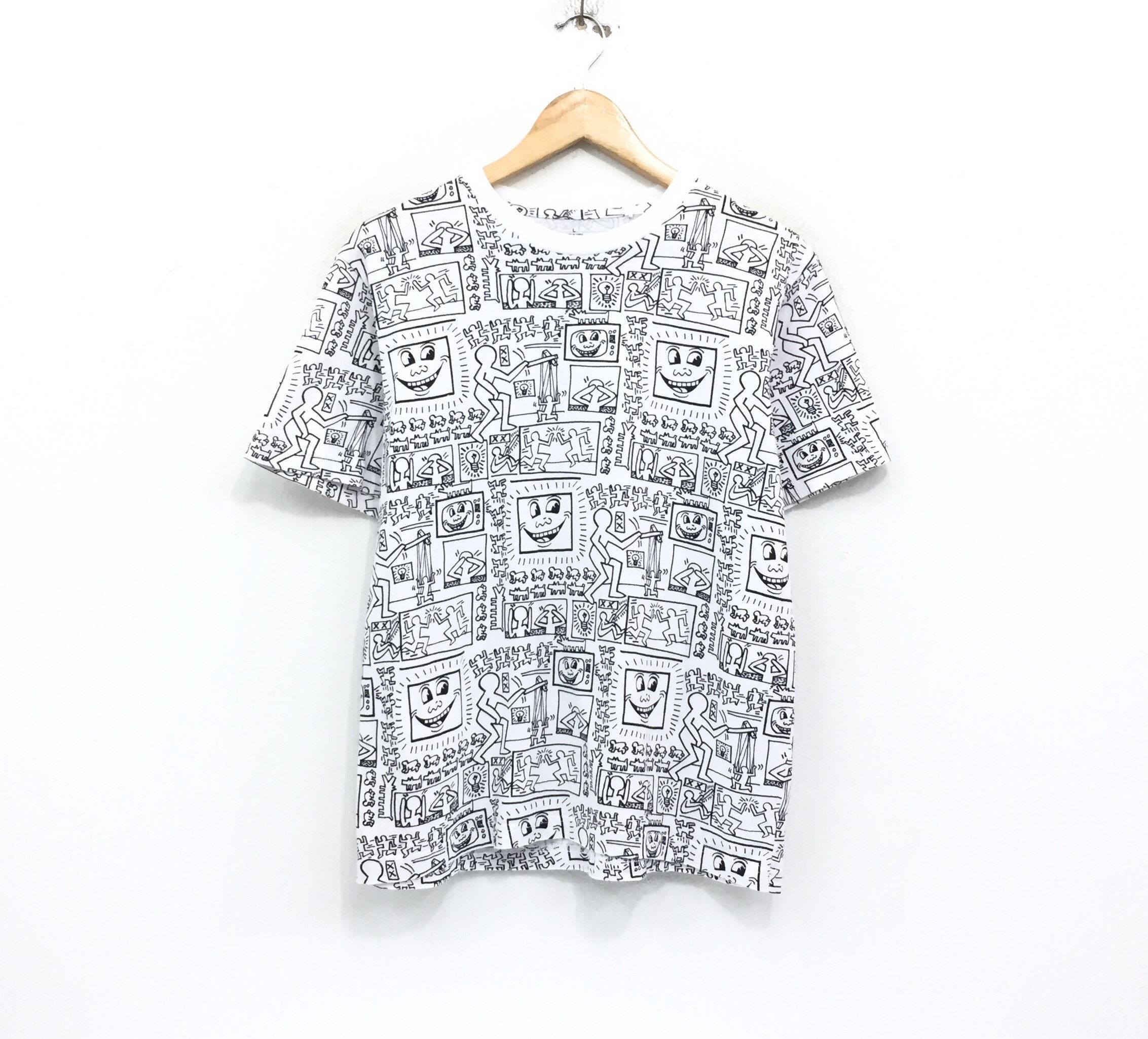 black lettuce hem crop top