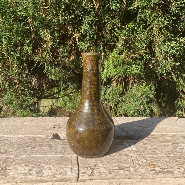 Anita Meaders Southern Wood Fired Folk Pottery Flower Bud Vase Mossy Green