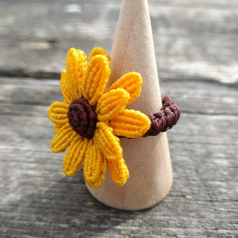 Handmade Macrame necklace - red sunflower main image 1