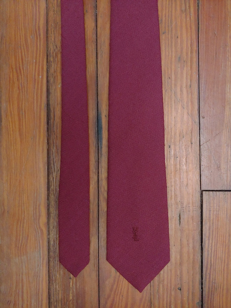 Laurent- YSL Saint Pale Red Pink Neck Tie Cravat Vintage Burgundy Red Linen Knit Necktie Yves St 56.5 Inches Preppy Prep Trad Menswear