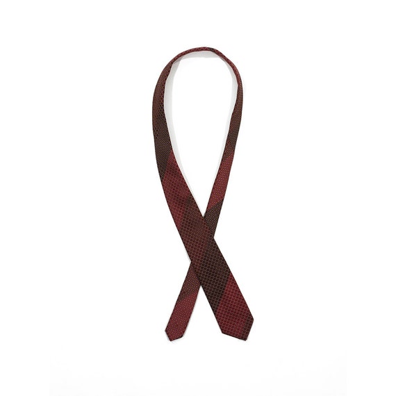Laurent- YSL Saint Pale Red Pink Neck Tie Cravat Vintage Burgundy Red Linen Knit Necktie Yves St 56.5 Inches Preppy Prep Trad Menswear