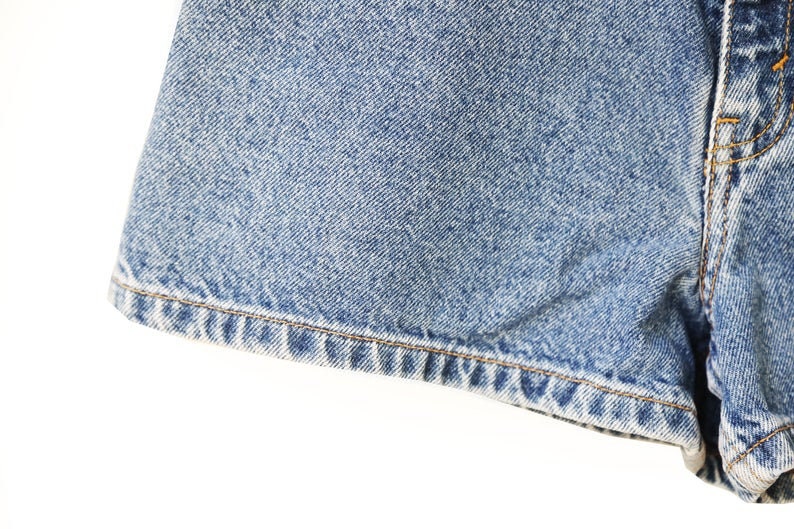 High Waisted Shorts Medium Wash Sewn Bottoms