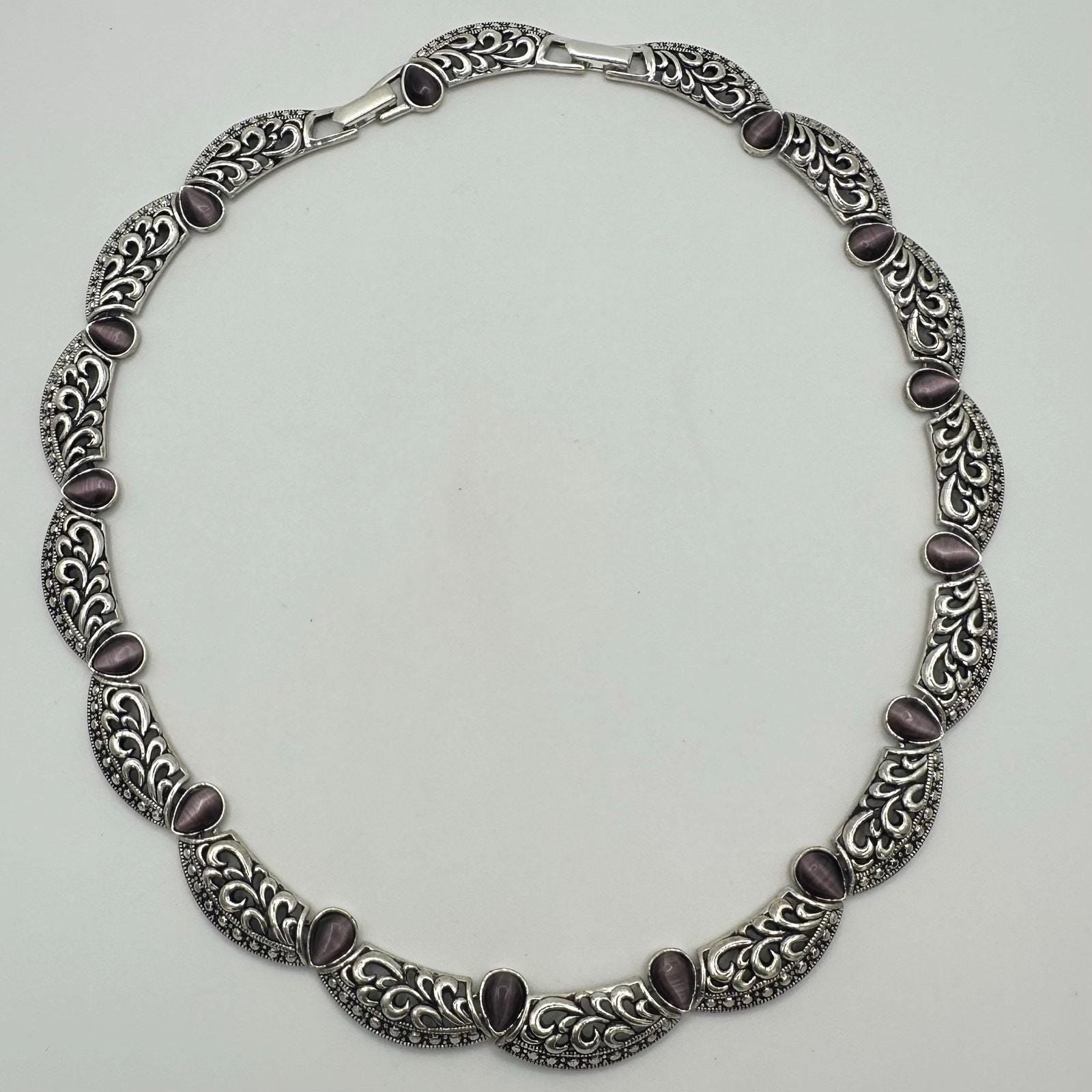 Avon Vintage Silver Tone Purple Cats Eye Art Glass Faux Chalcedony