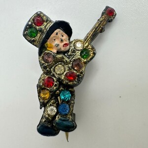 Antique Art Deco 1930s multicolor rhinestone tiny Figural guitar player brooch