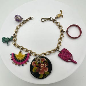 Antique vintage gold gilt handmade woven straw hand painted charms bracelet